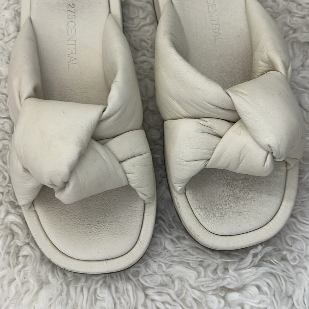 275 Central Igor White Sandals 7.5 - Picture 4 of 9